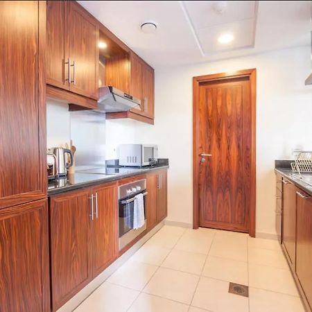 Faraway Homes - Burj Residences Dubai Bagian luar foto